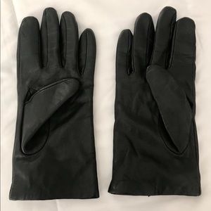 Women’s leather gloves size XL